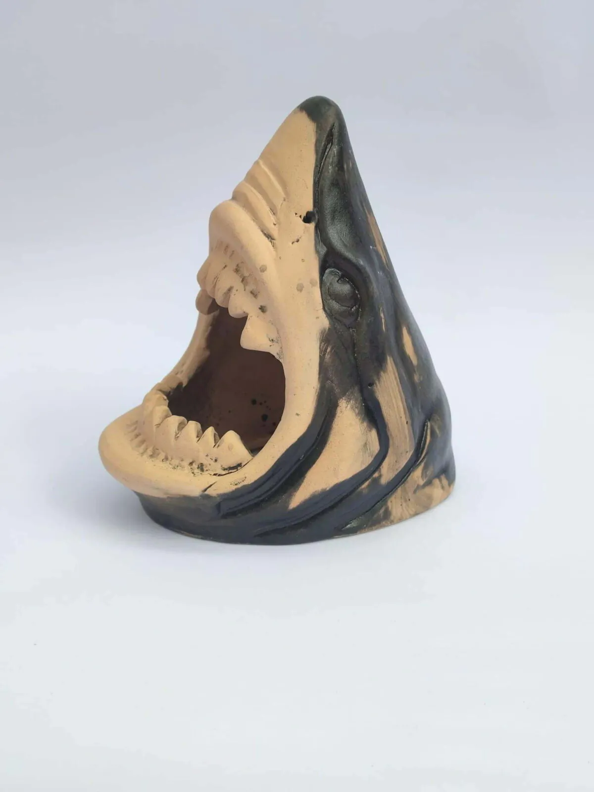 ⁦الفك المفترس - فخار عرفه ناصر - CAVE⁩ - الصورة ⁦5⁩